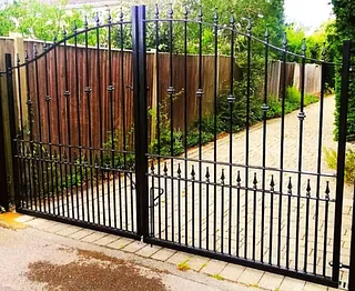 double driveway gate